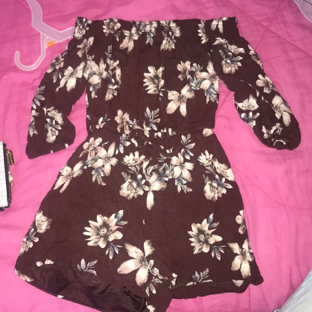Off shoulder romper